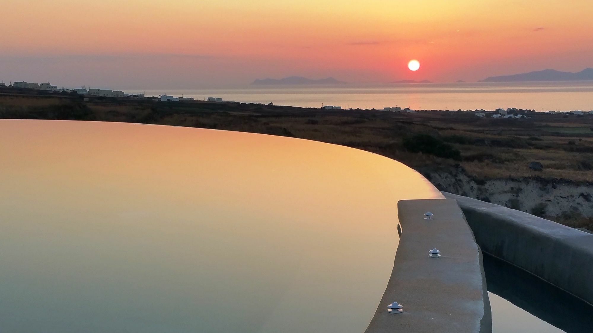 Elysian Santorini Hotel เอีย ภายนอก รูปภาพ